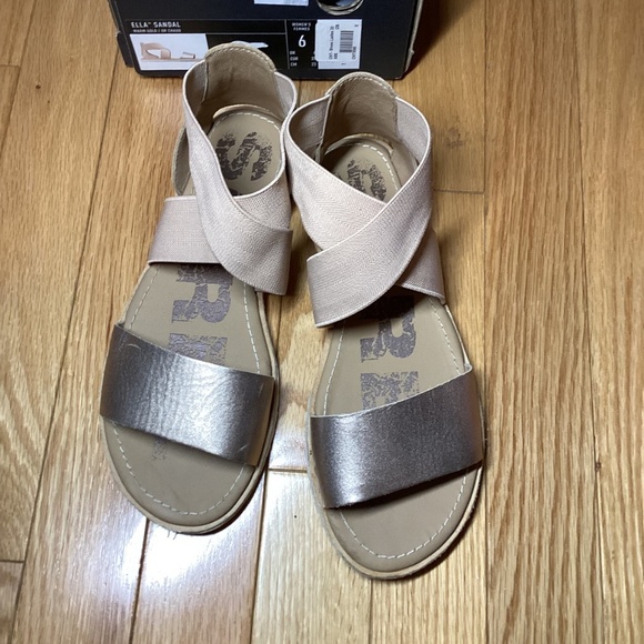 Sorel Ella Leather Sandals Warm Gold Size 6 - Picture 8 of 8